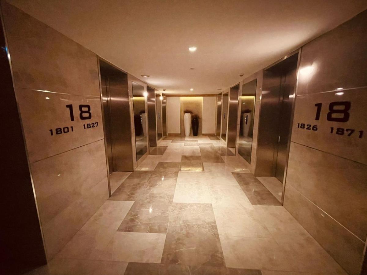 Orbi City バトゥーミ エクステリア 写真