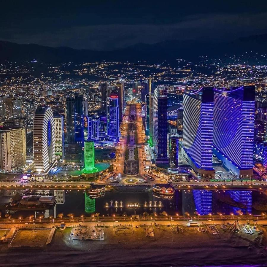 Orbi City バトゥーミ エクステリア 写真